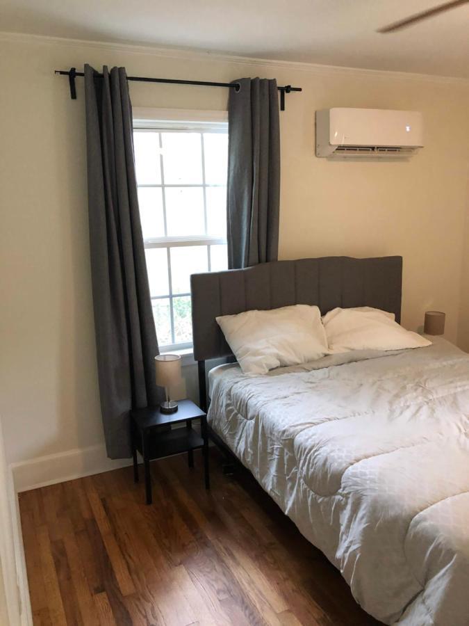 Renovated Space Close To Downtown - A Durham Exteriér fotografie