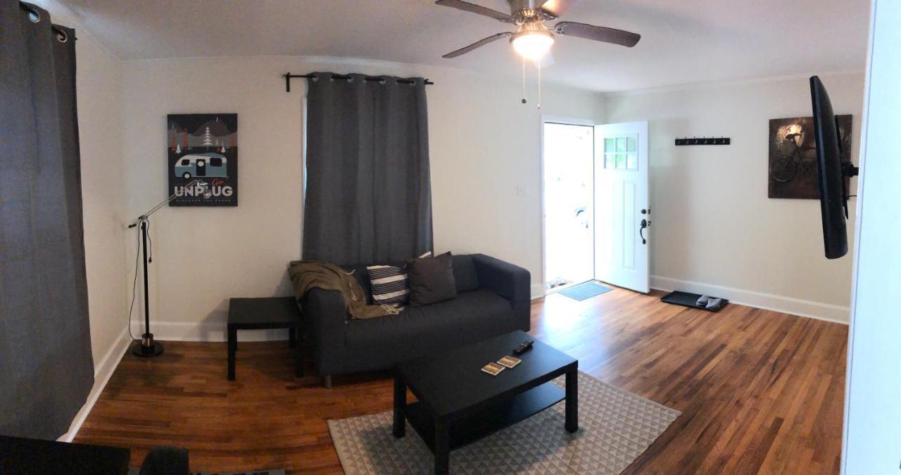 Renovated Space Close To Downtown - A Durham Exteriér fotografie
