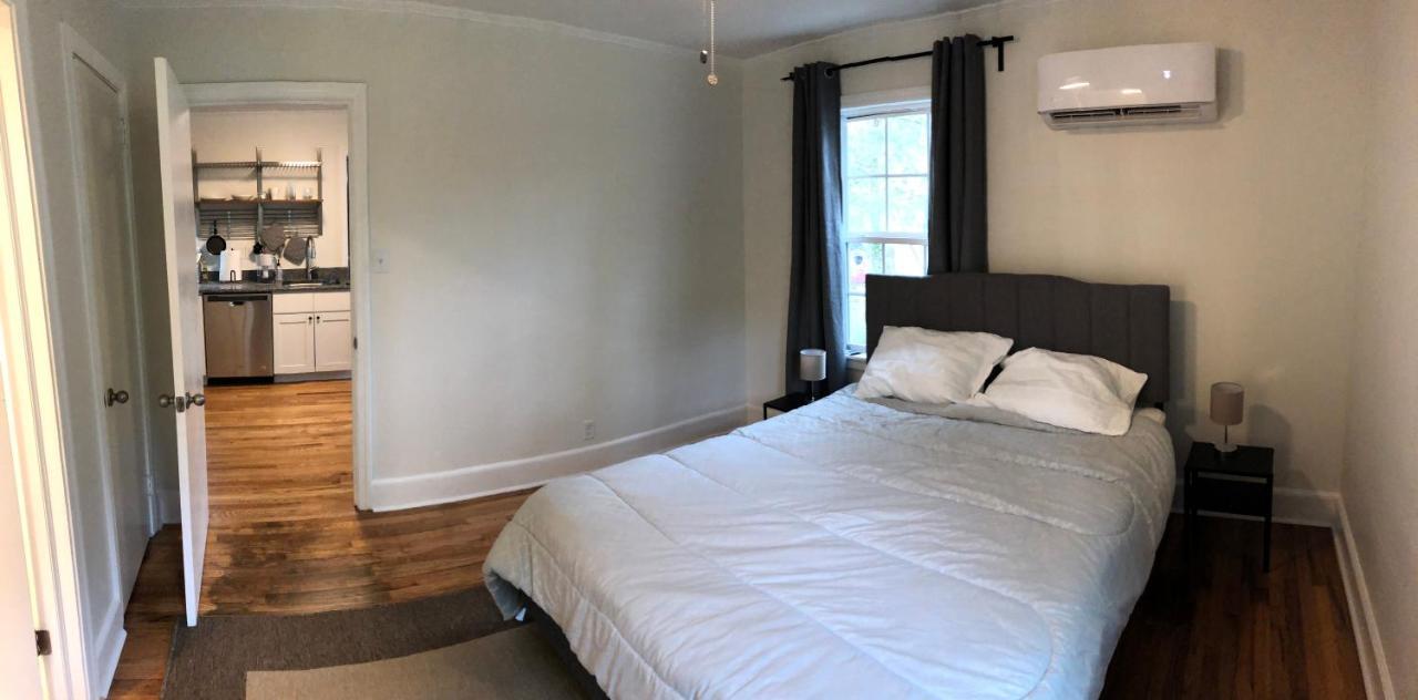Renovated Space Close To Downtown - A Durham Exteriér fotografie