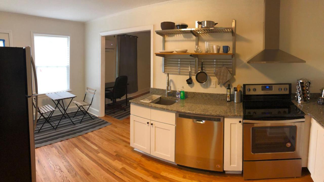 Renovated Space Close To Downtown - A Durham Exteriér fotografie