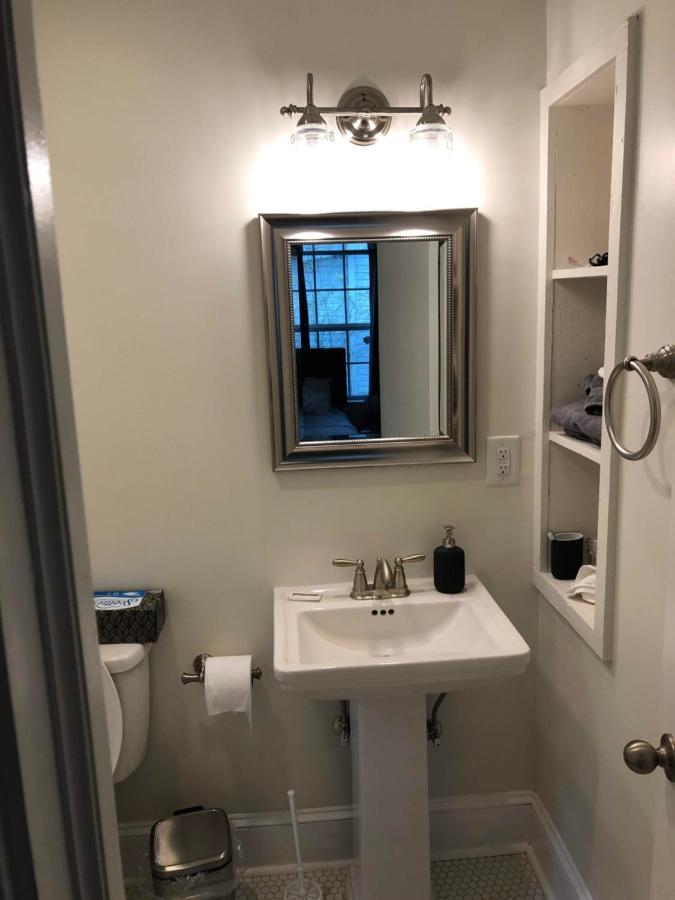 Renovated Space Close To Downtown - A Durham Exteriér fotografie