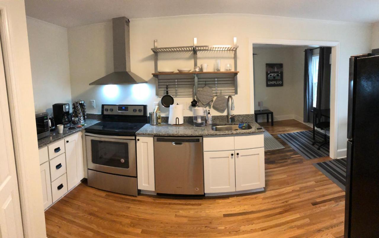 Renovated Space Close To Downtown - A Durham Exteriér fotografie